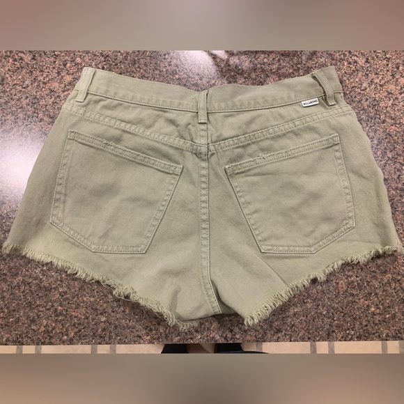 Billabong Shorts Size 30 - Picture 7 of 8